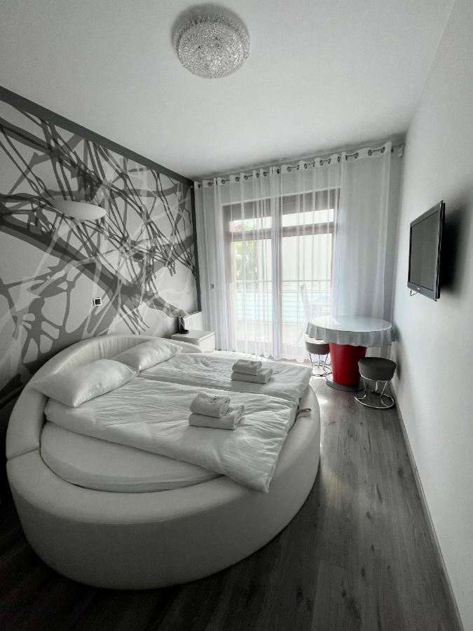 Pina Colada - Neptun Park By Oneapartments غدانسك المظهر الخارجي الصورة